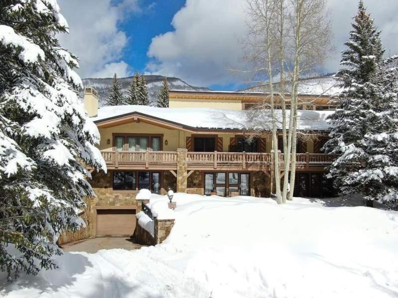 Penthouse With Panoramic Views Of Vail Mountain And The Gore Range Apartment Exterior photo